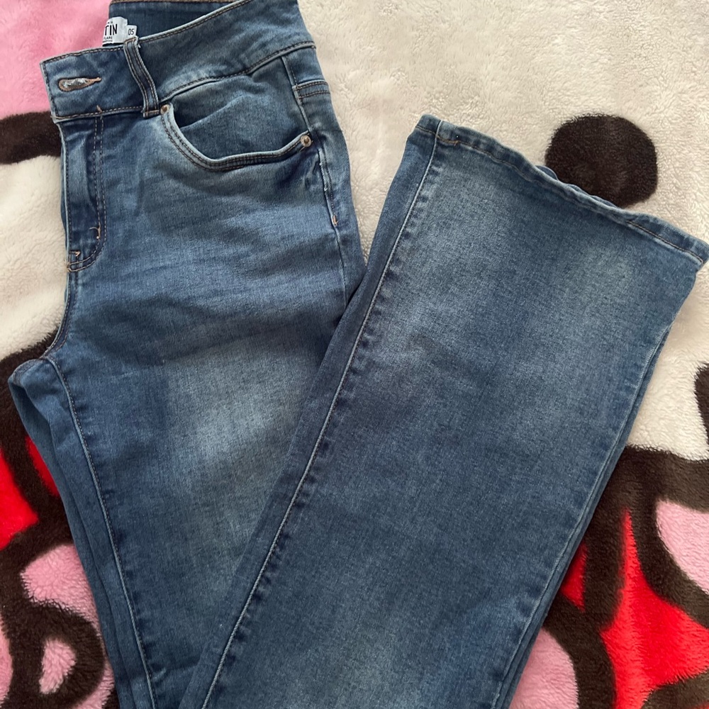 Refuge Austin Blue Denim Jeans